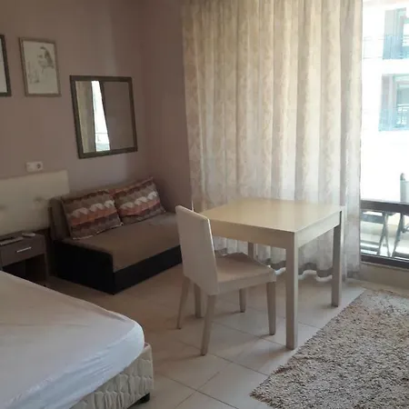 Bay Aparthotel